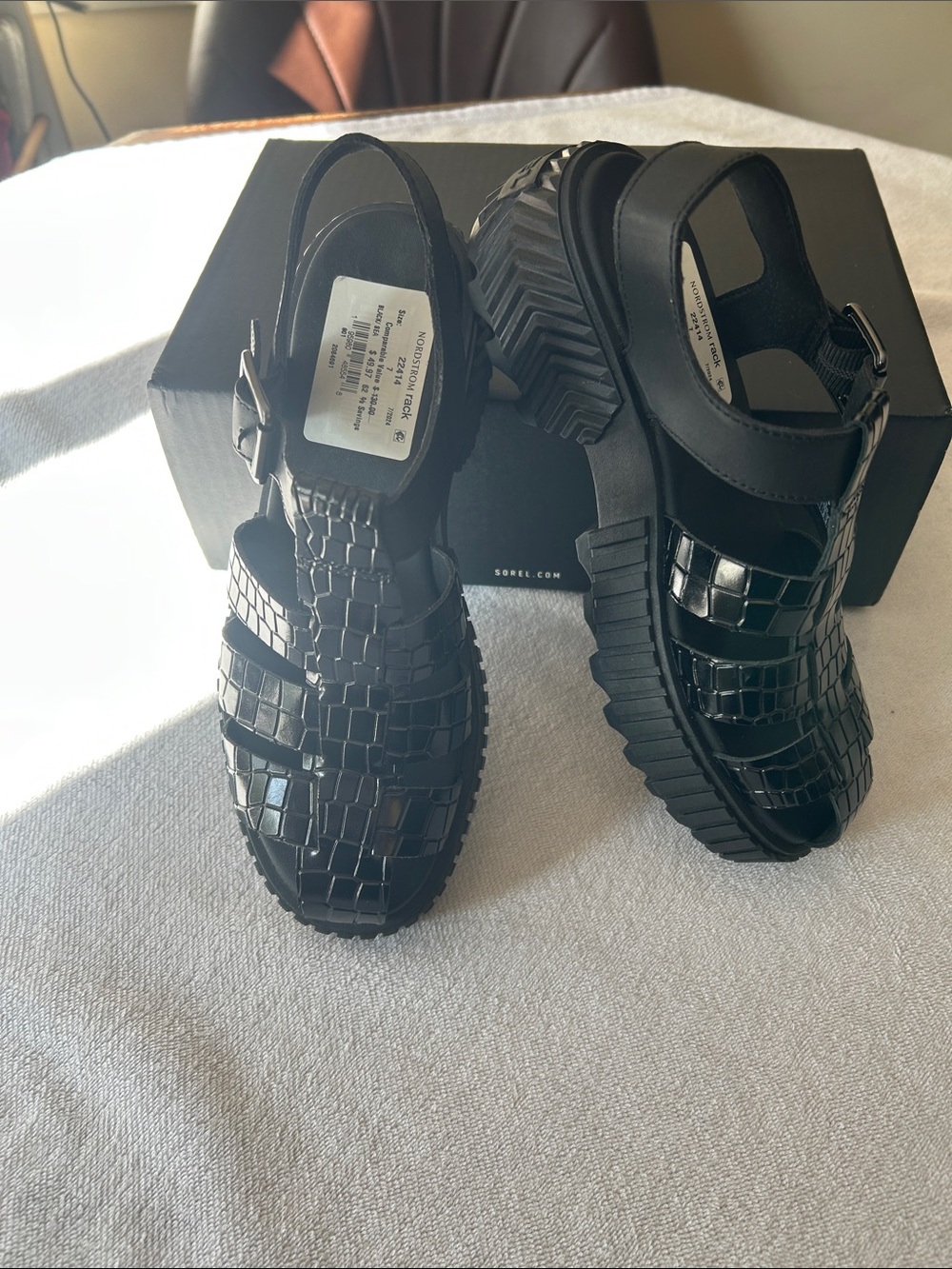 Sorel Women’s Black Ona Streetworks Fisherman Mid Sandals with Buckle